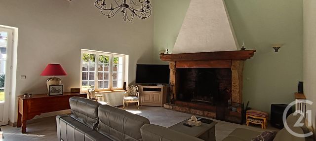 Maison à vendre - 6 pièces - 187,57 m2 - St Ay - 45 - CENTRE