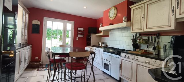 Maison à vendre - 6 pièces - 187,57 m2 - St Ay - 45 - CENTRE