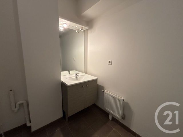 Appartement F2 à vendre - 2 pièces - 47,38 m2 - Orleans - 45 - CENTRE