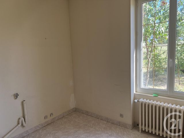 Maison &agrave; louer - 6 pi&egrave;ces - 169,66 m2 - Dry - 45 - CENTRE