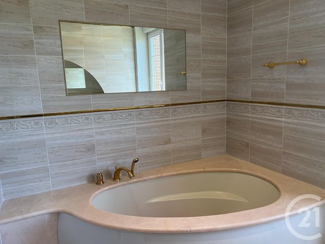 Maison &agrave; louer - 6 pi&egrave;ces - 169,66 m2 - Dry - 45 - CENTRE