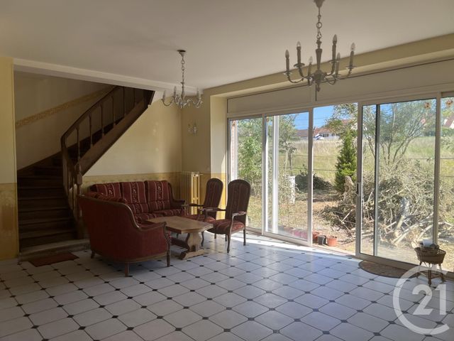 Maison &agrave; louer - 6 pi&egrave;ces - 169,66 m2 - Dry - 45 - CENTRE