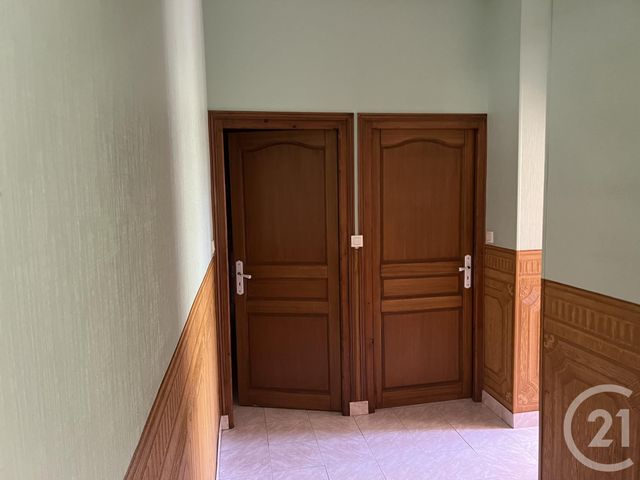 Maison &agrave; louer - 6 pi&egrave;ces - 169,66 m2 - Dry - 45 - CENTRE