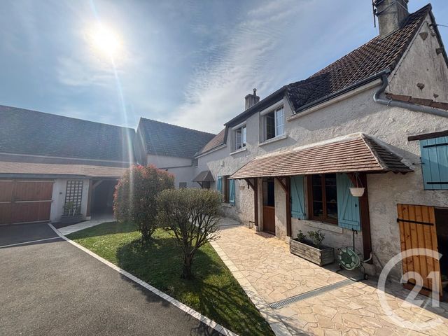 Maison &agrave; vendre - 6 pi&egrave;ces - 136,67 m2 - Cravant - 45 - CENTRE