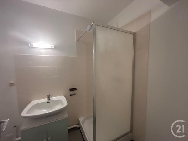 Appartement Studio à vendre - 1 pièce - 24,80 m2 - Beaugency - 45 - CENTRE