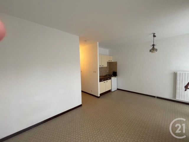 Appartement Studio à vendre - 1 pièce - 24,80 m2 - Beaugency - 45 - CENTRE