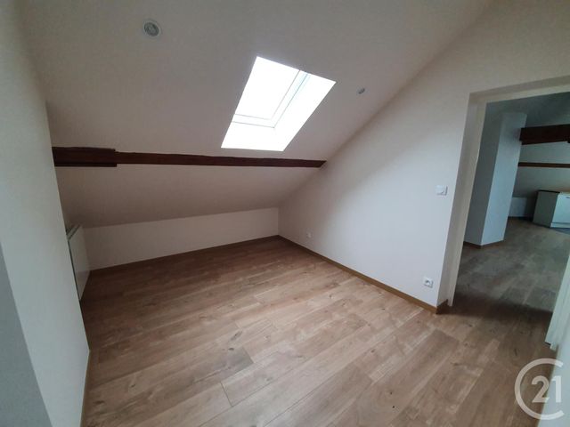 Appartement F2 &agrave; louer - 2 pi&egrave;ces - 23,18 m2 - Beaugency - 45 - CENTRE