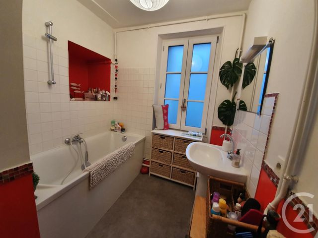 Appartement F3 &agrave; louer - 3 pi&egrave;ces - 84,70 m2 - Beaugency - 45 - CENTRE