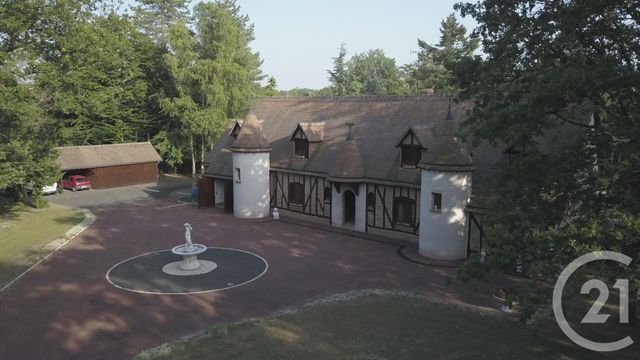 Maison &agrave; vendre - 6 pi&egrave;ces - 345 m2 - La Ferte St Cyr - 41 - CENTRE