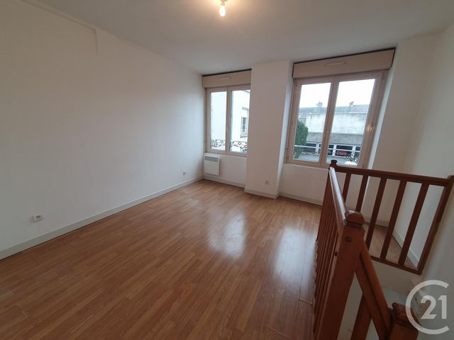 Appartement Duplex &agrave; louer - 2 pi&egrave;ces - 40,82 m2 - Beaugency - 45 - CENTRE