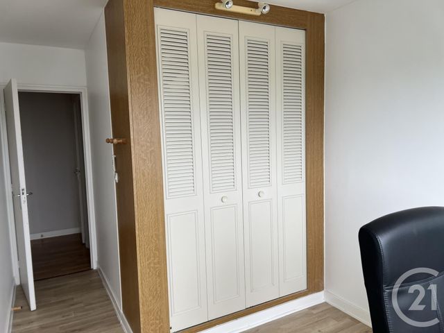 Appartement F3 &agrave; louer - 3 pi&egrave;ces - 62 m2 - Beaugency - 45 - CENTRE