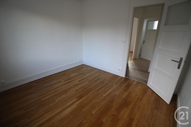 Appartement &agrave; louer - 3 pi&egrave;ces - 60,50 m2 - Beaugency - 45 - CENTRE