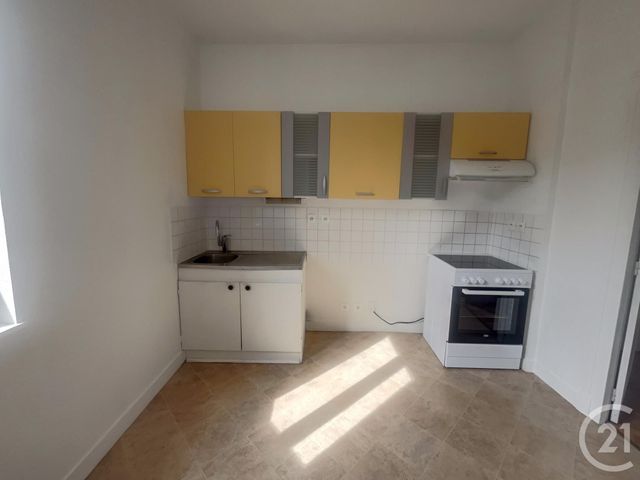 Appartement F2 &agrave; louer - 3 pi&egrave;ces - 66 m2 - Clery St Andre - 45 - CENTRE