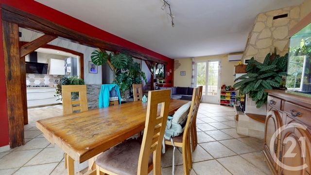 Maison à vendre - 6 pièces - 122 m2 - La Ferte Gaucher - 77 - ILE-DE-FRANCE