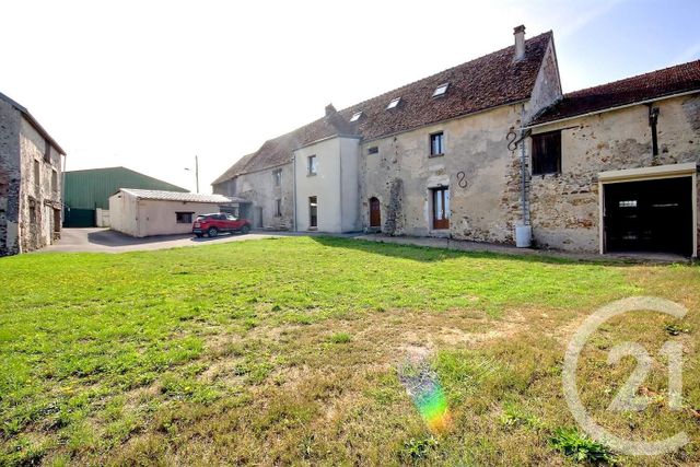 Maison à vendre - 8 pièces - 280 m2 - La Ferte Gaucher - 77 - ILE-DE-FRANCE