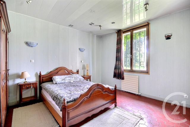 Maison à vendre - 8 pièces - 280 m2 - La Ferte Gaucher - 77 - ILE-DE-FRANCE