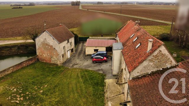 Maison à vendre - 8 pièces - 280 m2 - La Ferte Gaucher - 77 - ILE-DE-FRANCE