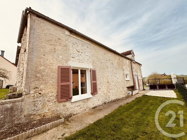 Maison à vendre - 5 pièces - 105 m2 - La Ferte Gaucher - 77 - ILE-DE-FRANCE