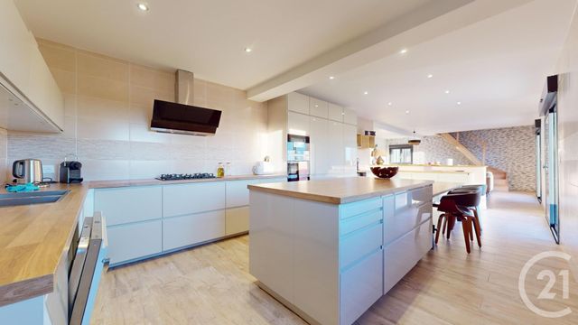 Maison à vendre - 7 pièces - 220 m2 - La Ferte Gaucher - 77 - ILE-DE-FRANCE