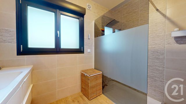 Maison à vendre - 7 pièces - 220 m2 - La Ferte Gaucher - 77 - ILE-DE-FRANCE