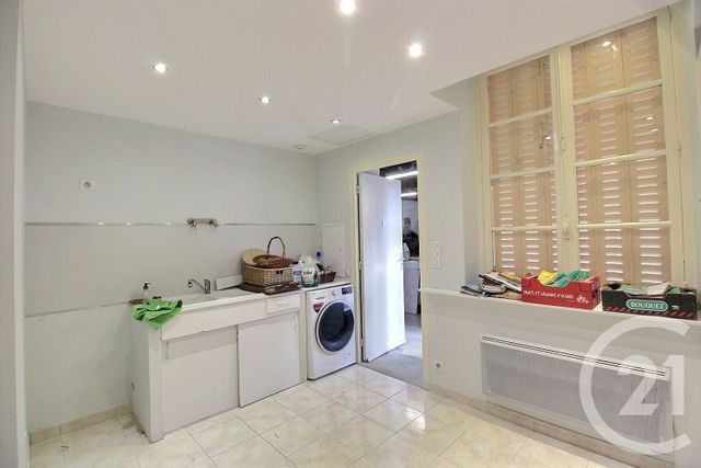 Maison à vendre - 7 pièces - 243 m2 - Provins - 77 - ILE-DE-FRANCE