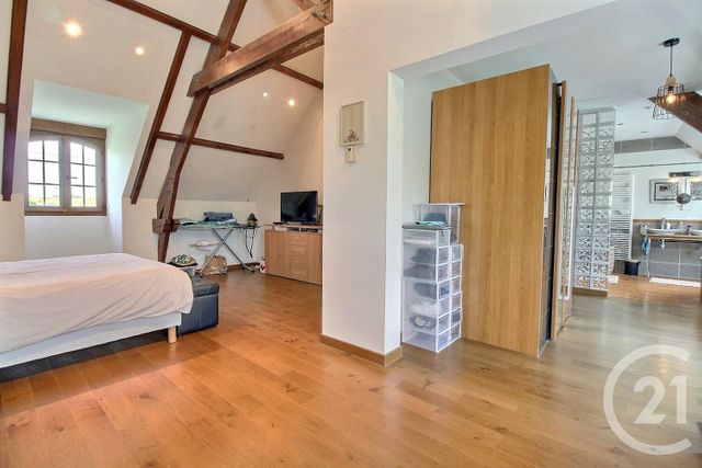 Maison à vendre - 8 pièces - 244 m2 - La Ferte Gaucher - 77 - ILE-DE-FRANCE