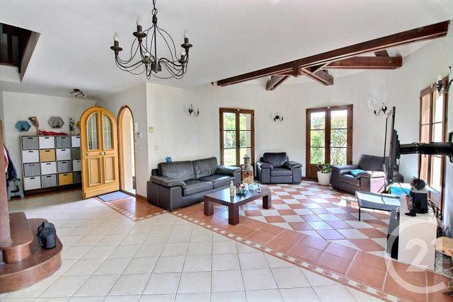 Maison à vendre - 8 pièces - 244 m2 - La Ferte Gaucher - 77 - ILE-DE-FRANCE