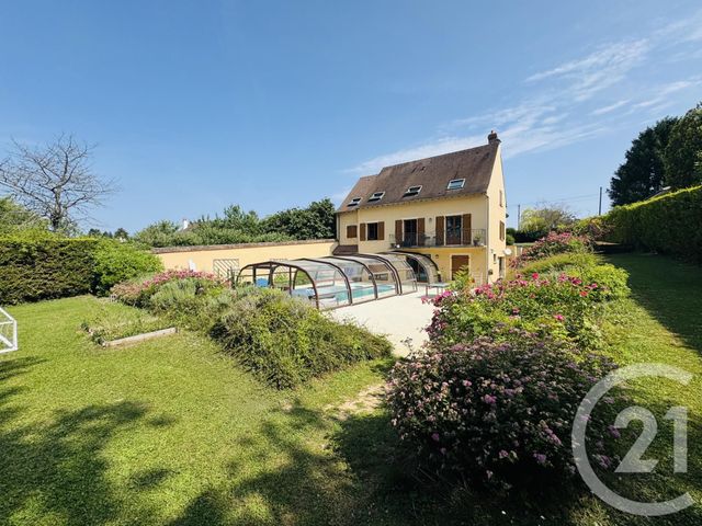 Maison à vendre - 8 pièces - 244 m2 - La Ferte Gaucher - 77 - ILE-DE-FRANCE