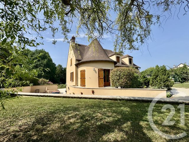 Maison à vendre - 8 pièces - 244 m2 - La Ferte Gaucher - 77 - ILE-DE-FRANCE