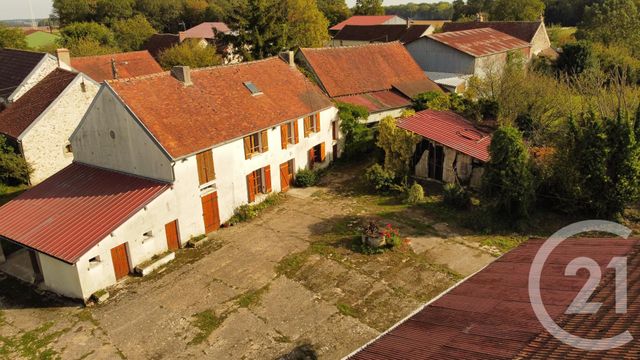 Maison à vendre - 5 pièces - 147 m2 - La Ferte Gaucher - 77 - ILE-DE-FRANCE