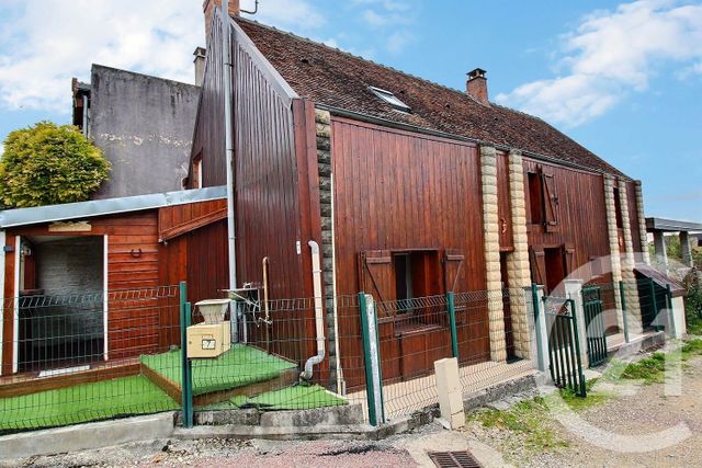Maison à vendre - 4 pièces - 74 m2 - La Ferte Gaucher - 77 - ILE-DE-FRANCE