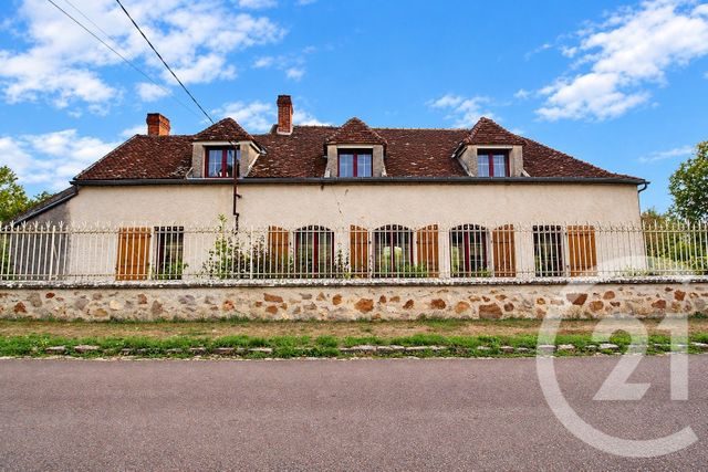 Maison 5 pièces 176 m² · à Nogent-sur-Seine · 176 m² · 175 000 €