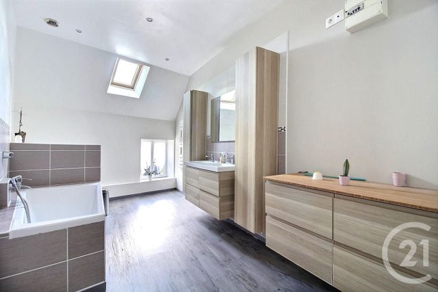 Maison à vendre - 5 pièces - 153 m2 - Chateau Thierry - 02 - PICARDIE