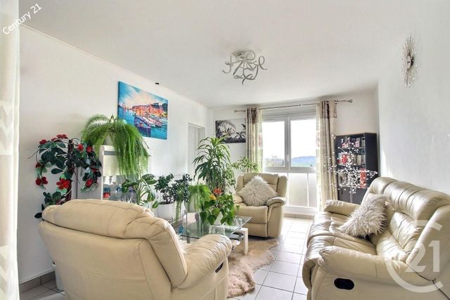 Appartement F4 &agrave; vendre - 4 pi&egrave;ces - 63,05 m2 - Chateau Thierry - 02 - PICARDIE