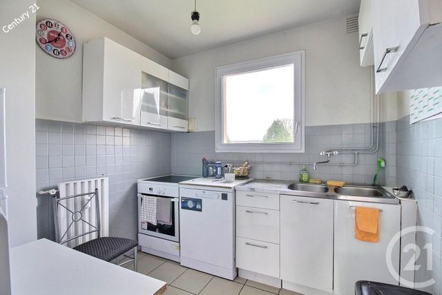 Appartement F4 &agrave; vendre - 4 pi&egrave;ces - 63,05 m2 - Chateau Thierry - 02 - PICARDIE