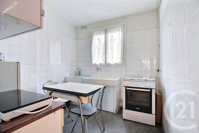 Appartement T4 &agrave; vendre - 4 pi&egrave;ces - 61,79 m2 - Chateau Thierry - 02 - PICARDIE