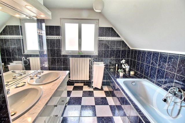 Maison &agrave; vendre - 4 pi&egrave;ces - 147 m2 - Chateau Thierry - 02 - PICARDIE