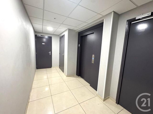 Appartement F3 &agrave; vendre - 3 pi&egrave;ces - 68,10 m2 - Chateau Thierry - 02 - PICARDIE