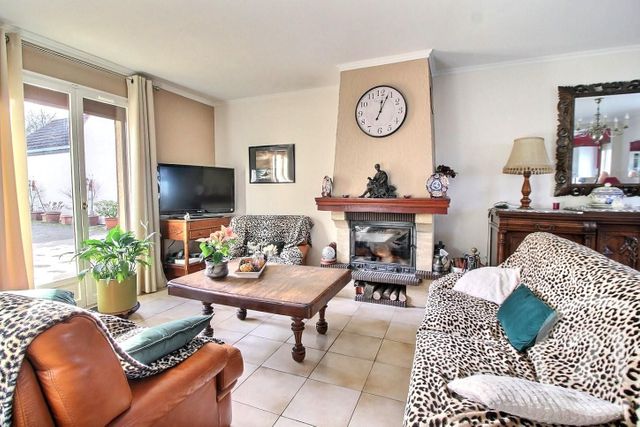 Maison &agrave; vendre - 5 pi&egrave;ces - 105 m2 - Chateau Thierry - 02 - PICARDIE