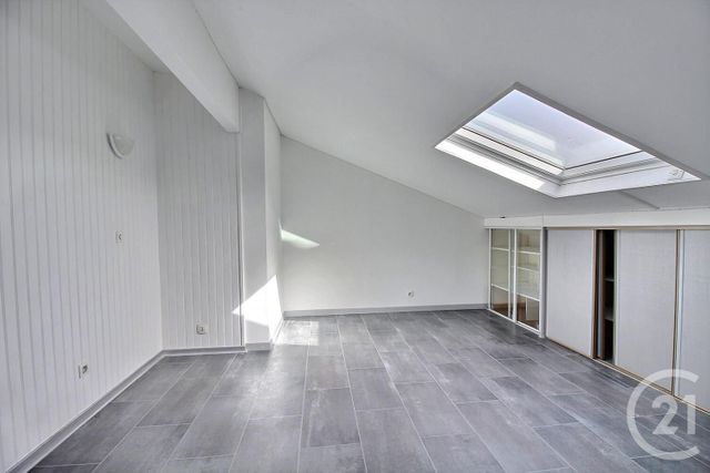 Appartement F4 &agrave; vendre - 4 pi&egrave;ces - 82,51 m2 - Chateau Thierry - 02 - PICARDIE