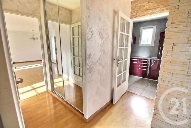 Appartement F4 &agrave; vendre - 4 pi&egrave;ces - 100,26 m2 - Chateau Thierry - 02 - PICARDIE