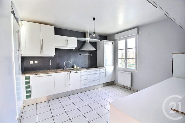 Appartement F4 &agrave; vendre - 4 pi&egrave;ces - 100,26 m2 - Chateau Thierry - 02 - PICARDIE