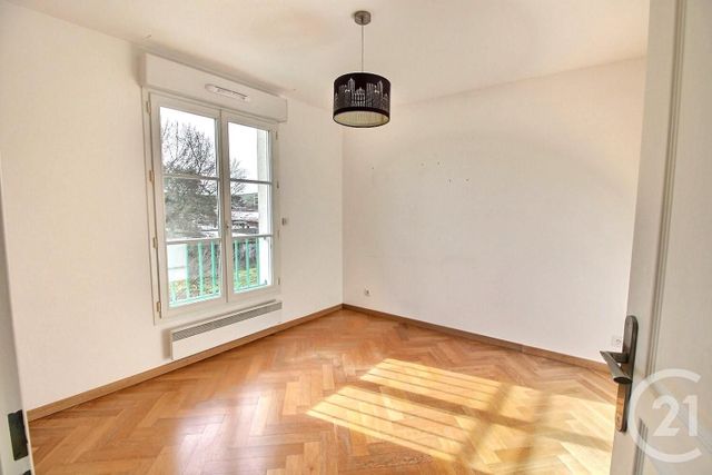 Appartement F4 &agrave; vendre - 4 pi&egrave;ces - 100,26 m2 - Chateau Thierry - 02 - PICARDIE