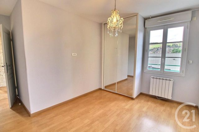 Appartement F4 &agrave; vendre - 4 pi&egrave;ces - 100,26 m2 - Chateau Thierry - 02 - PICARDIE