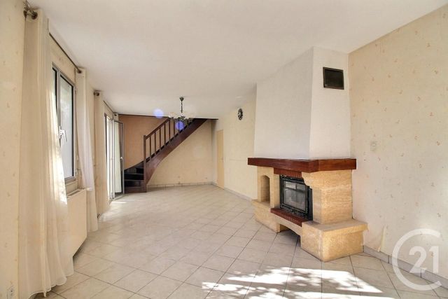 Maison &agrave; vendre - 4 pi&egrave;ces - 82,48 m2 - La Ferte Sous Jouarre - 77 - ILE-DE-FRANCE