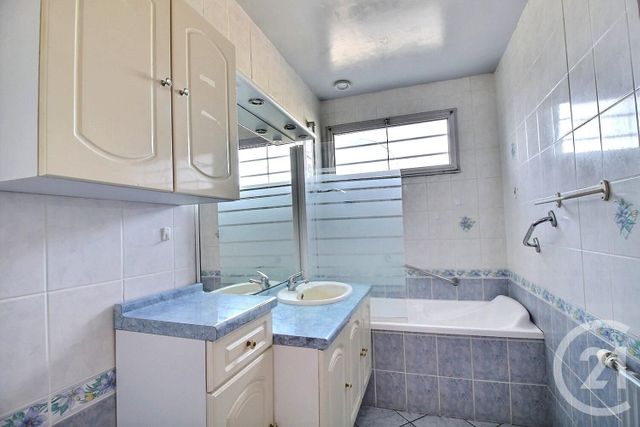 Maison &agrave; vendre - 4 pi&egrave;ces - 82,48 m2 - La Ferte Sous Jouarre - 77 - ILE-DE-FRANCE