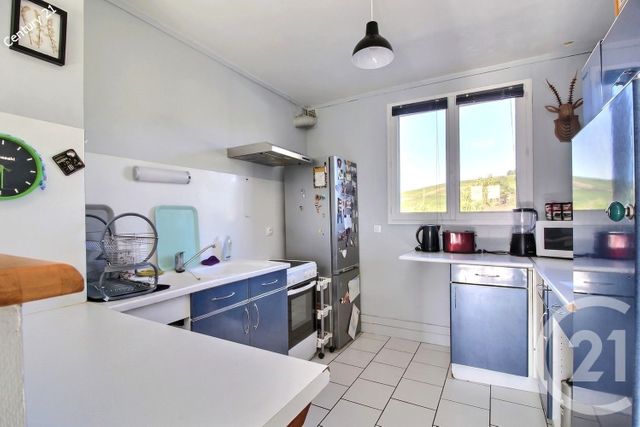 Appartement F3 &agrave; vendre - 3 pi&egrave;ces - 65,40 m2 - Chateau Thierry - 02 - PICARDIE