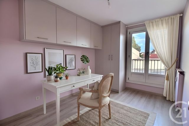 Appartement F4 &agrave; vendre - 4 pi&egrave;ces - 91,45 m2 - Chateau Thierry - 02 - PICARDIE
