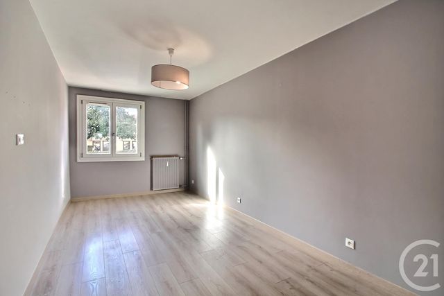 Appartement F4 &agrave; vendre - 4 pi&egrave;ces - 91,45 m2 - Chateau Thierry - 02 - PICARDIE