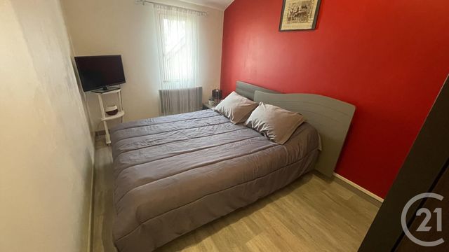 Appartement F5 &agrave; vendre - 5 pi&egrave;ces - 72,82 m2 - Chalons En Champagne - 51 - CHAMPAGNE-ARDENNE